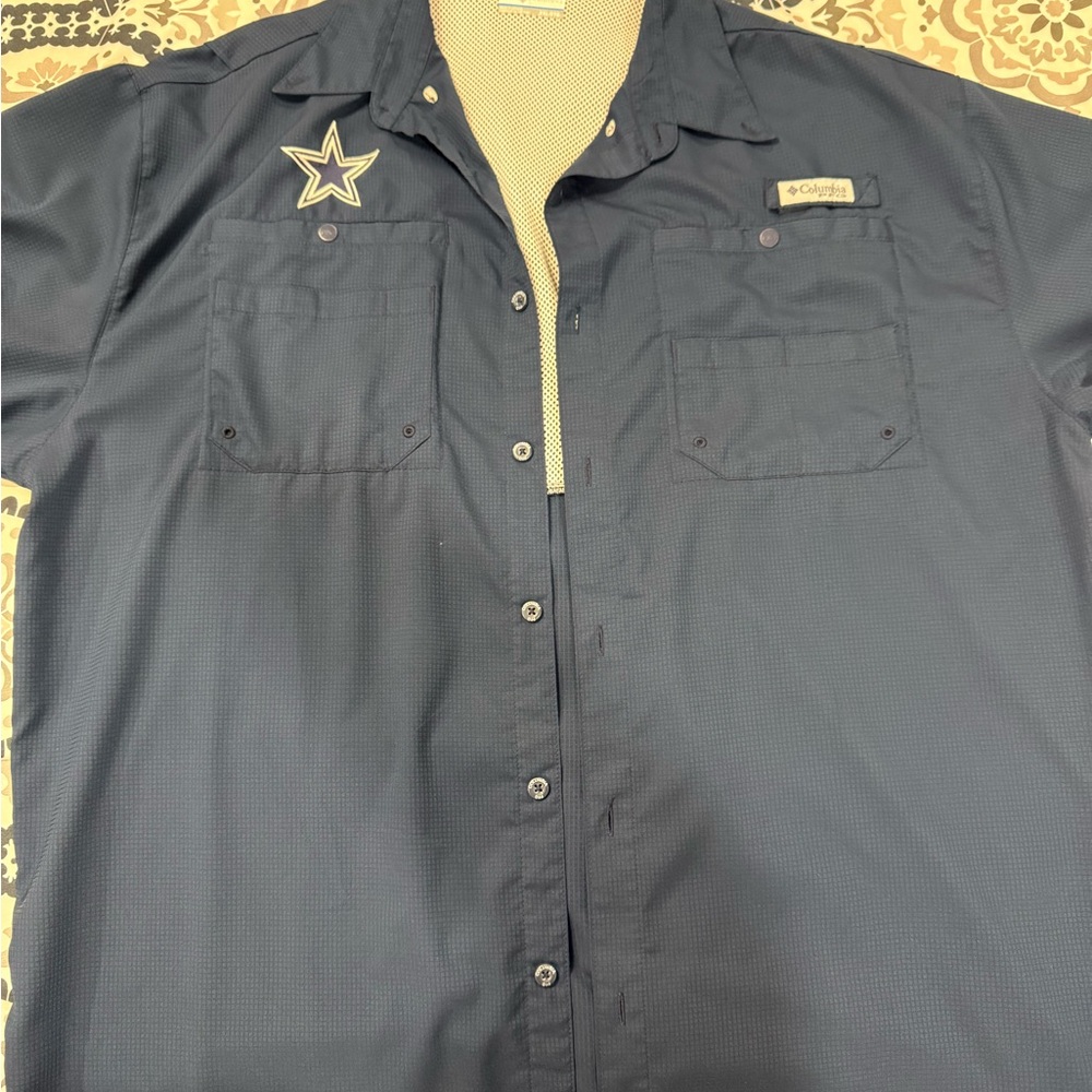 Columbia Men's Navy Button Down Shirt